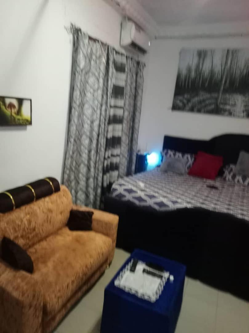 Studio Meuble Centre Ville Дакар Екстериор снимка