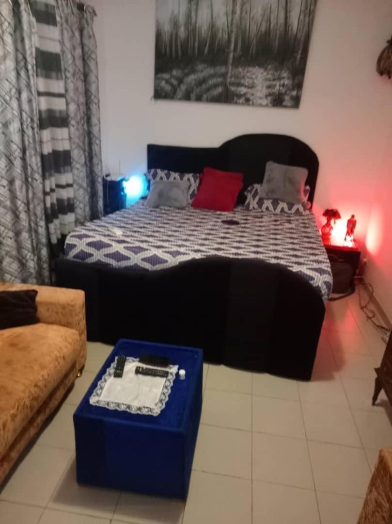 Studio Meuble Centre Ville Дакар Екстериор снимка